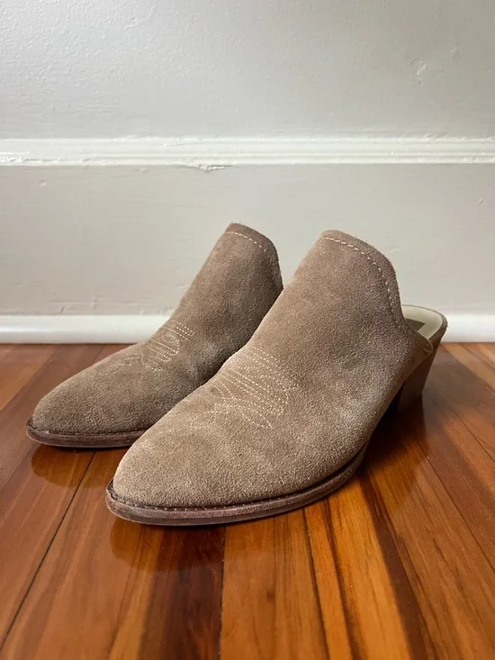 Dolce Vita Tan Suede Women's Mules 7.5 - Picture 2 of 12
